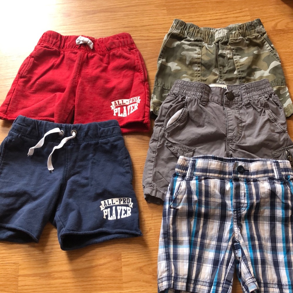 MUST GO! MAKE AN OFFER 12 month boys shorts